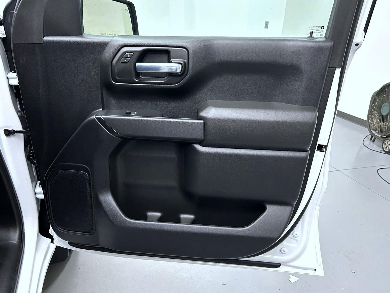 Used 2023 White Chevrolet WT image 16