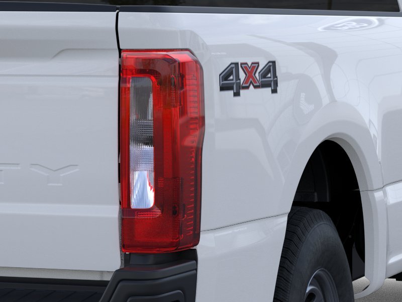 New 2026 Oxford White Ford F-350® XL image 43