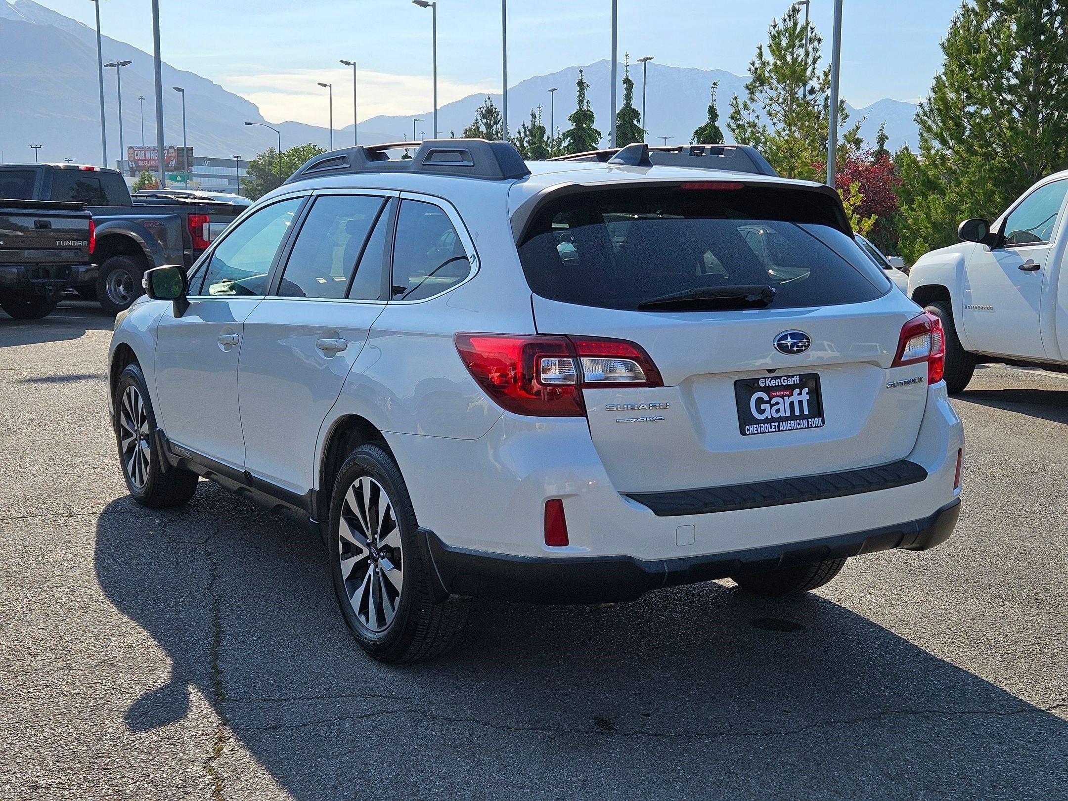 Used 2016 Crystal White Pearl Subaru 2.5i Limited image 5
