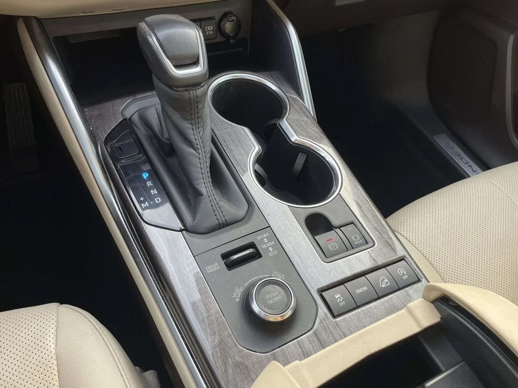 2020 Toyota Highlander Limited - Photo 21