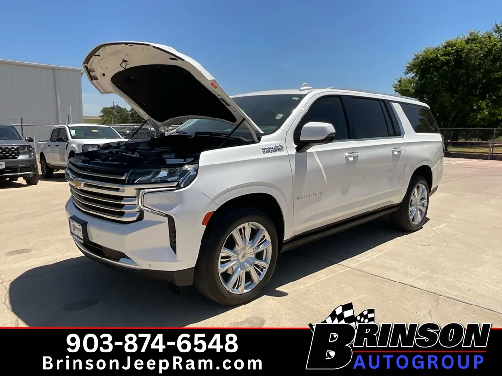 Used 2024 Iridescent Pearl Tricoat Chevrolet High Country image 16