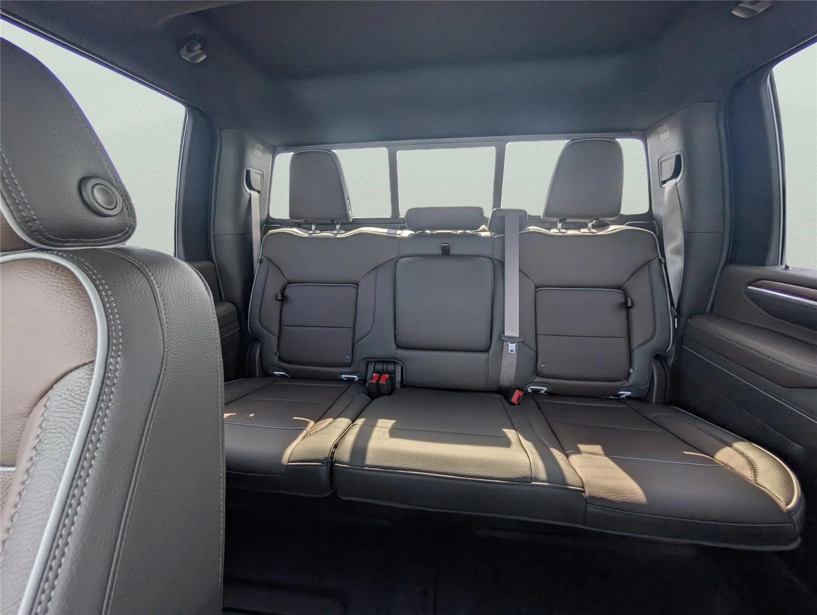 New 2026 Glacier White Tricoat GMC Denali DRW image 24