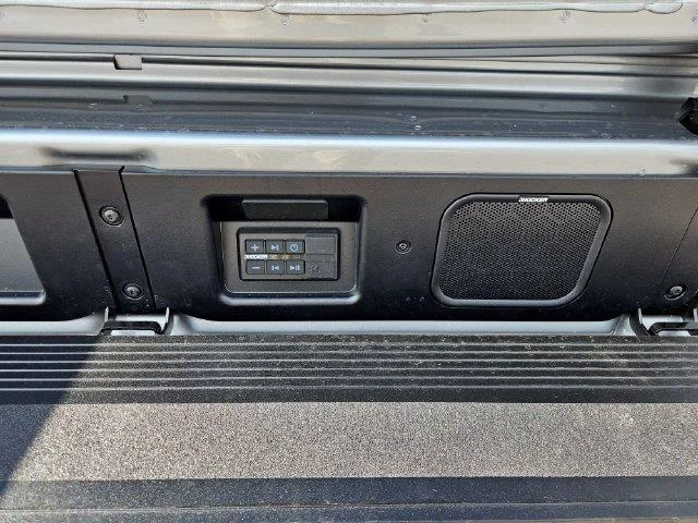 New 2026 Sterling Metallic GMC AT4X image 24