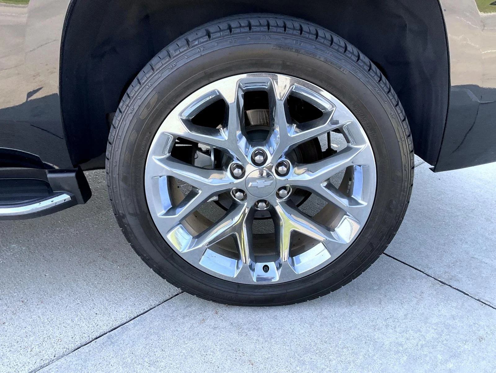 Used 2018 Black Chevrolet Premier image 24
