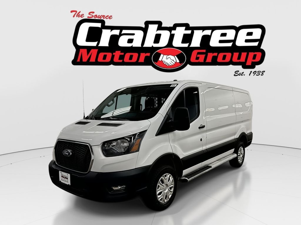 Used 2025 White Ford Base image 1