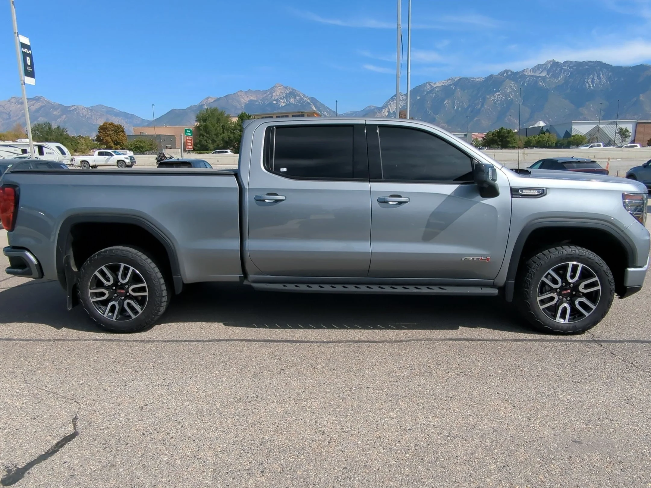 Used 2024 Sterling Metallic GMC AT4 image 7