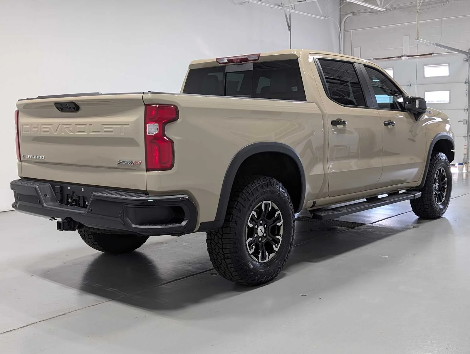 Used 2023 Sand Dune Metallic Chevrolet ZR2 image 7