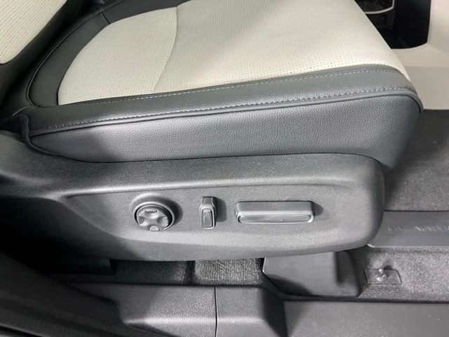 2026 Honda Odyssey Elite - Photo 41