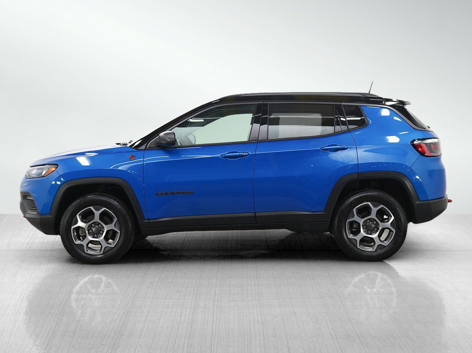 Used 2022 Jeep Compass Trailhawk with VIN 3C4NJDDB8NT155394 for sale in White Bear Lake, Minnesota