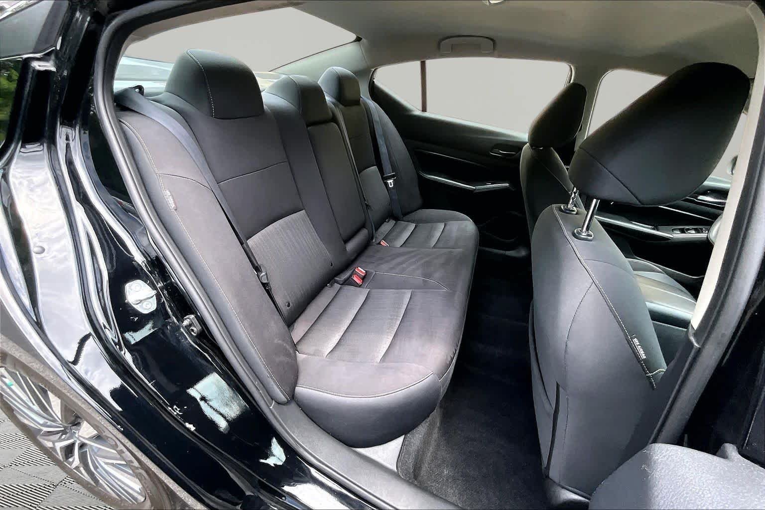 2024 Nissan Altima SV - Photo 20