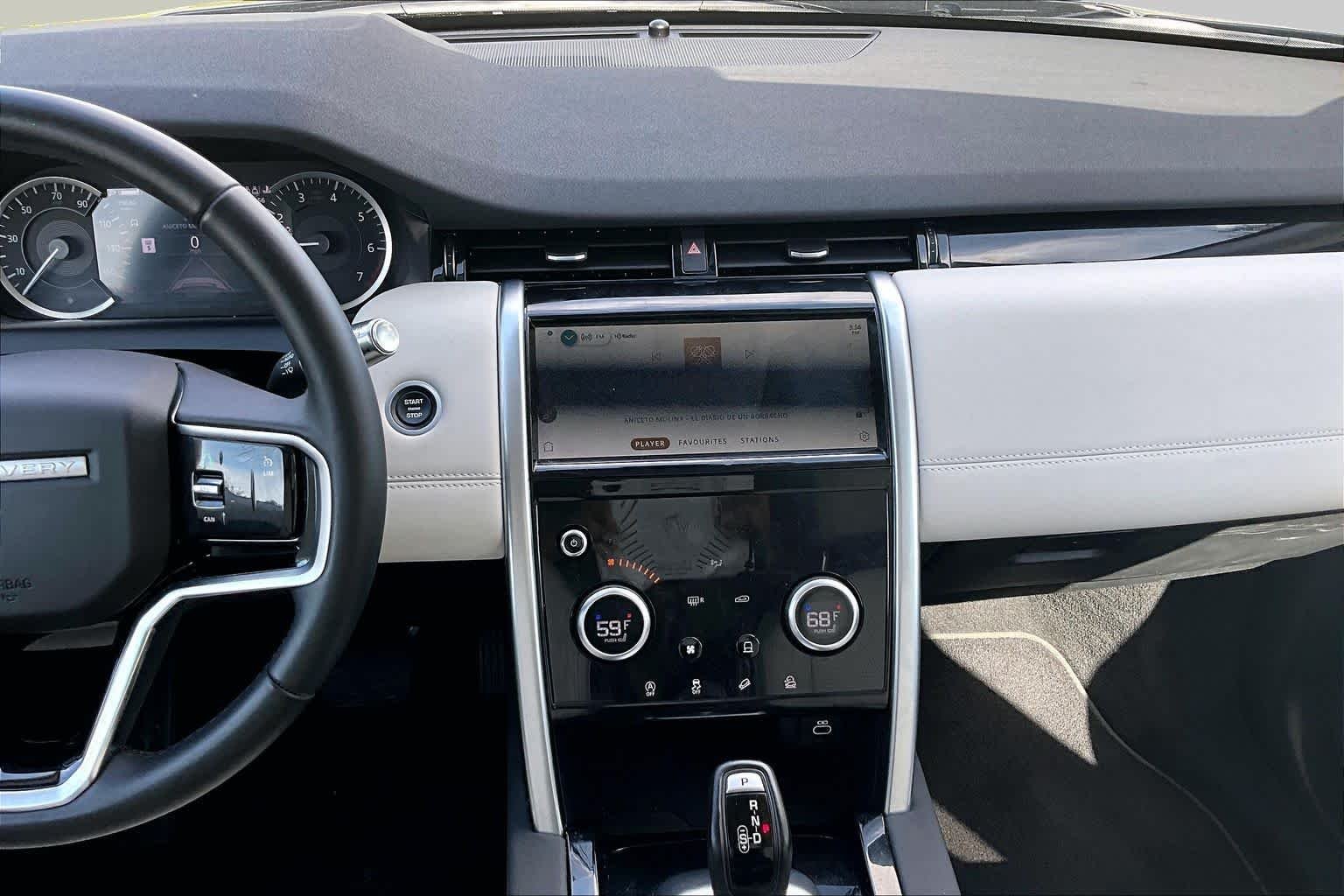Used 2022  Land Rover S image 7