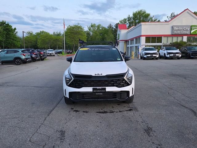 Used 2025 White Kia X-Line image 3