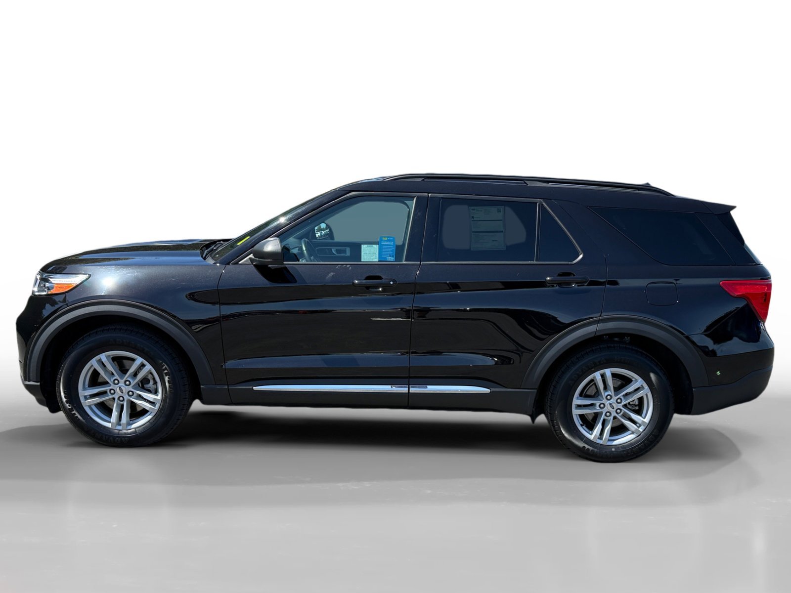 Certified Used 2023 Black Metallic Ford XLT image 2