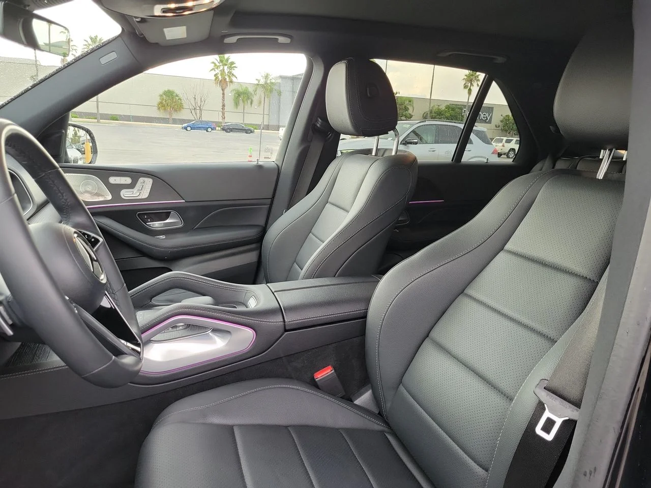 Certified Used 2024 Black Mercedes-Benz GLE 450 image 22