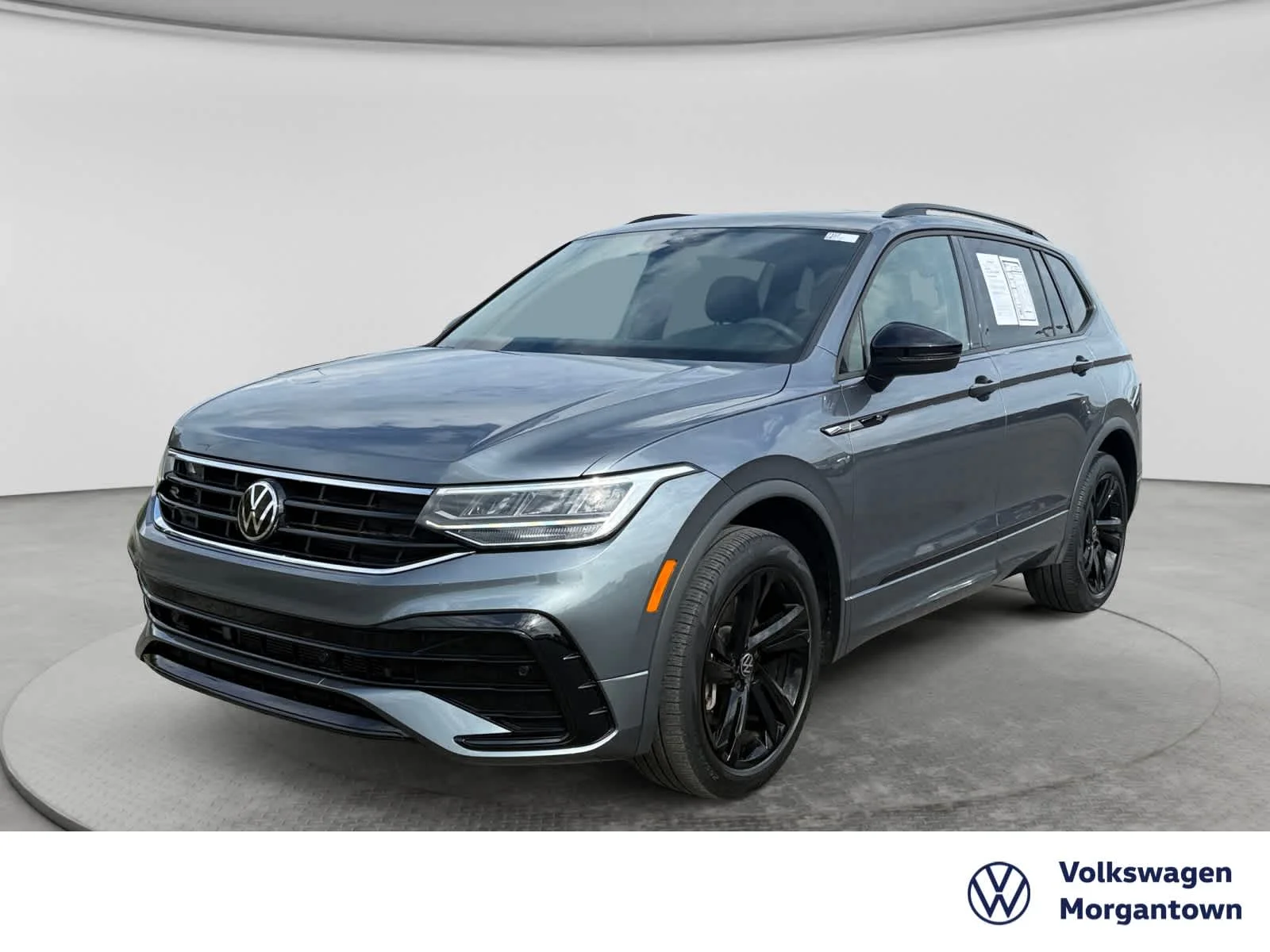 2023 Volkswagen Tiguan SE R-Line Black