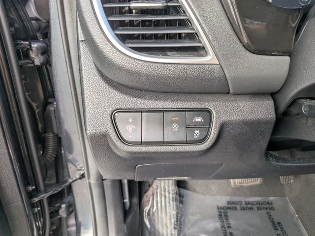 Used 2022 Gray Kia SX image 27