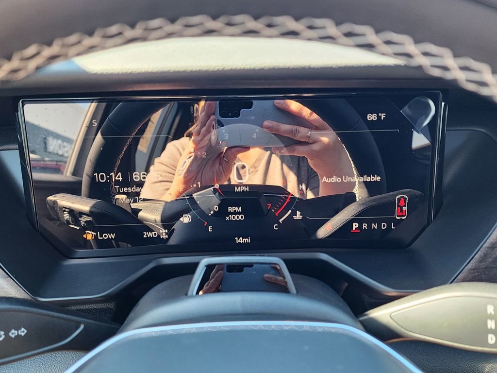 2026 GMC Acadia Denali Ultimate - Photo 26