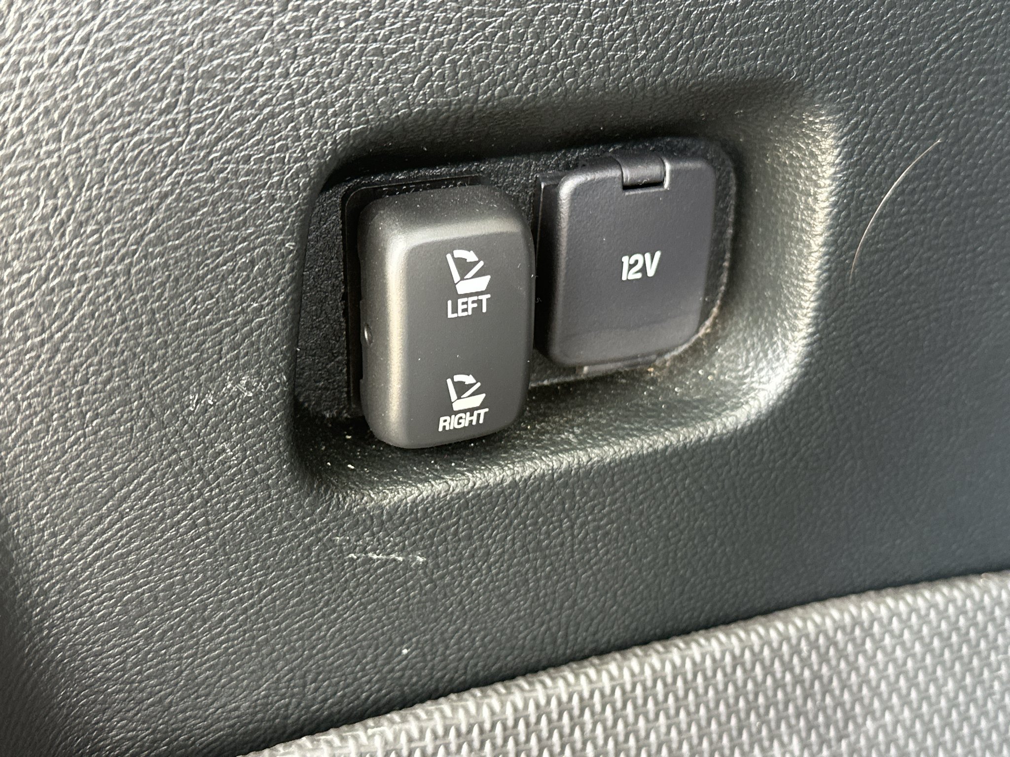 Used 2022 Carbonized Gray Metallic Ford SEL image 35