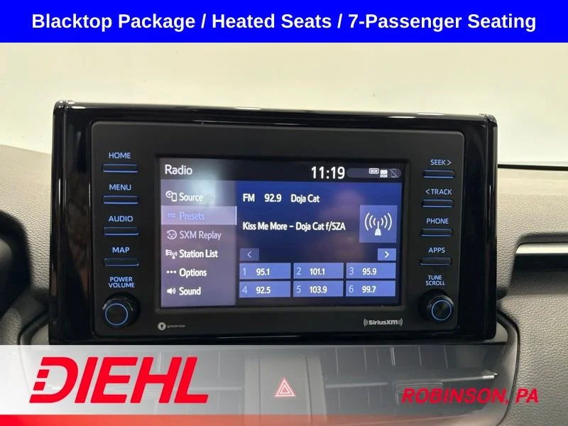 Used 2021  Toyota XLE image 28