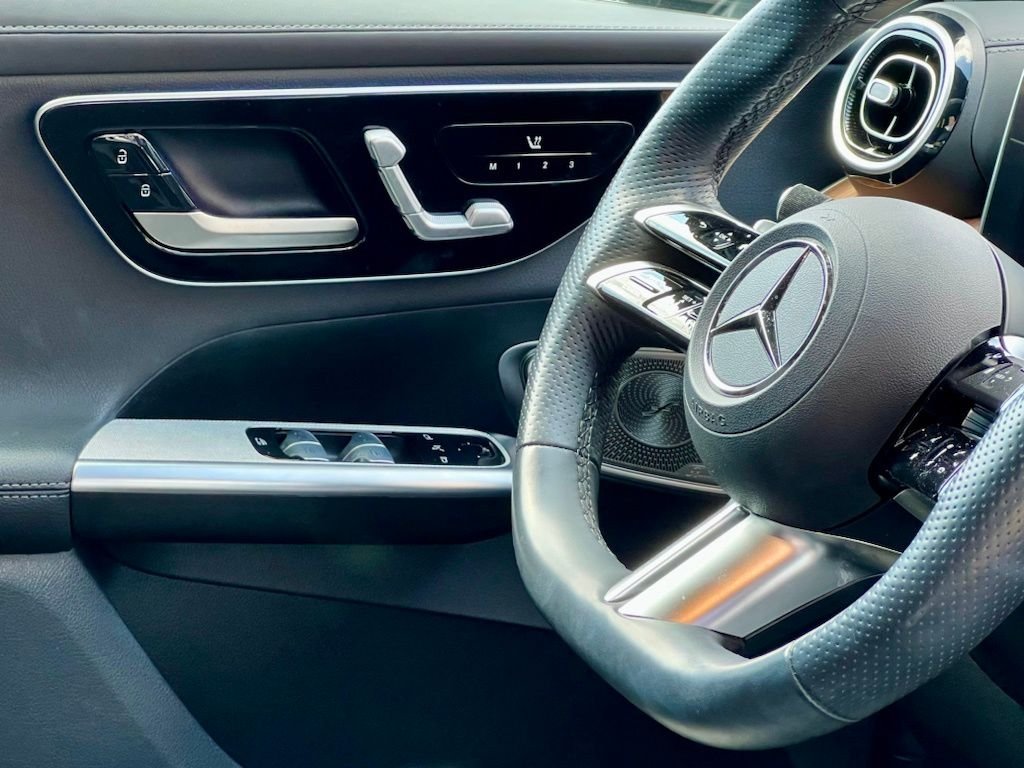Certified Used 2023 Black Mercedes-Benz GLC 300 image 9