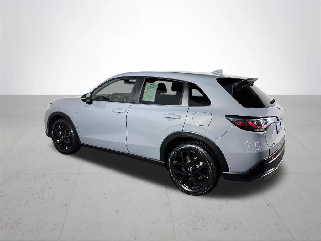 Used 2025 Urban Gray Pearl Honda Sport image 8