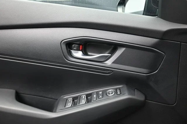 Used 2025 Black Honda LX image 13