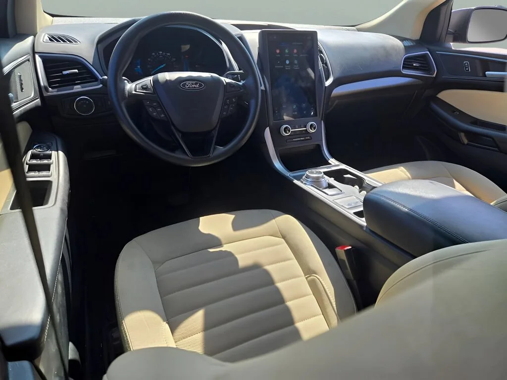 Certified Used 2023 White Ford SE image 14