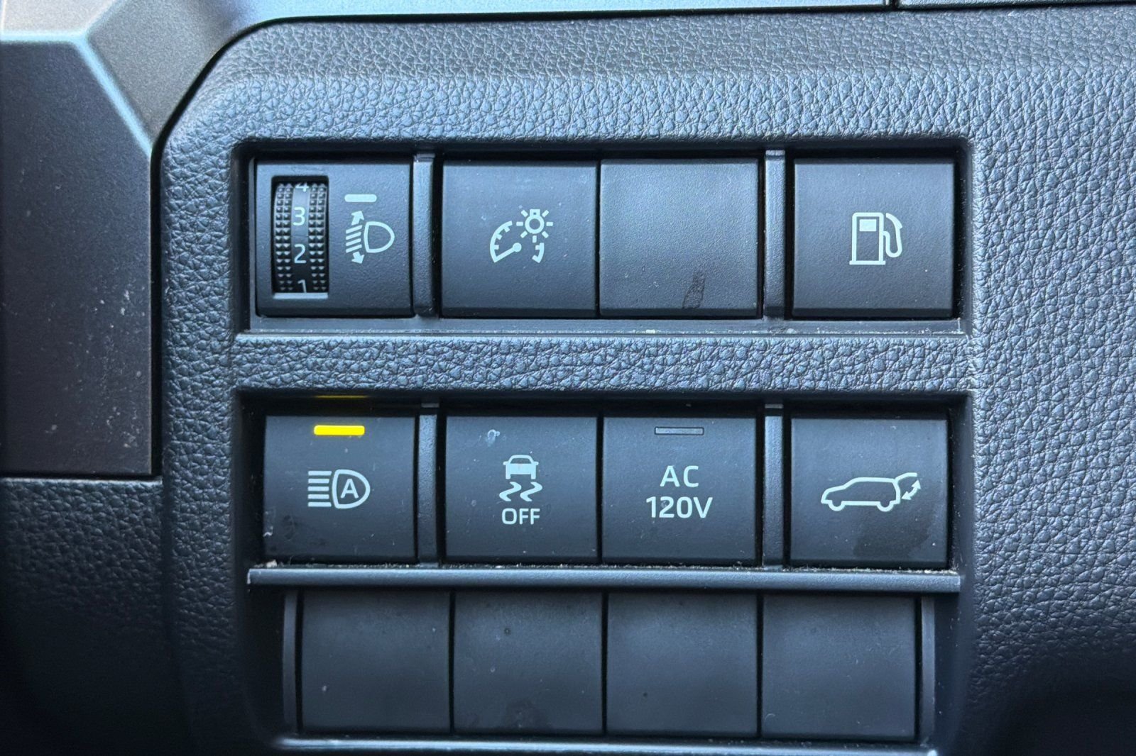 Used 2025  Toyota TRD Off-Road Premium image 35