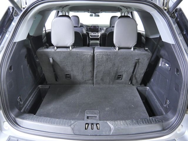 Used 2022 Silver Ford XLT image 15