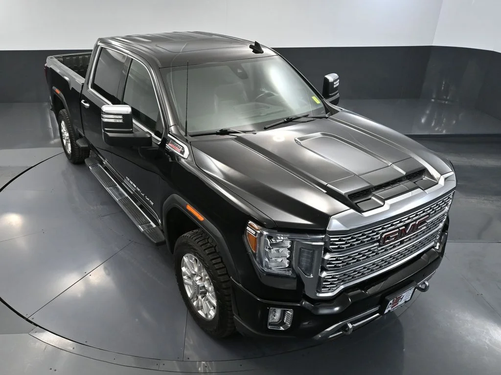 Used 2023 Black GMC Denali image 65