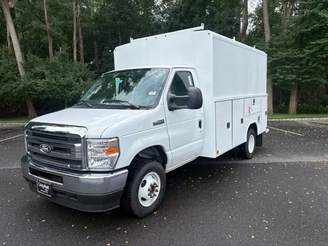 2026 Ford E-Series Cutaway Base - Photo 14