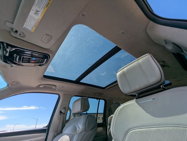 Used 2023 Black Jeep Series II image 3