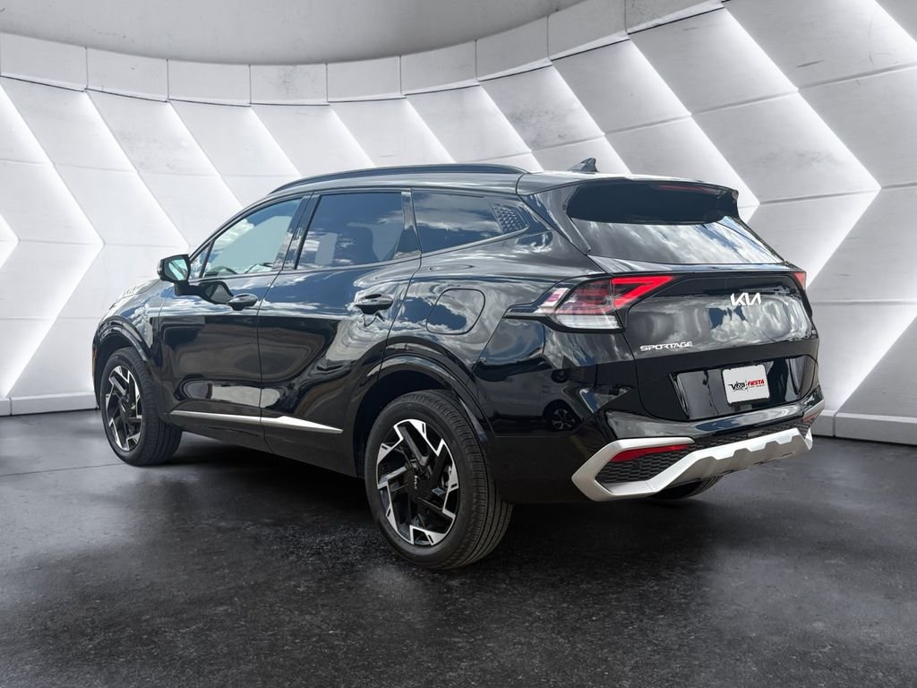 Used 2025 Black Kia SX-Prestige image 6