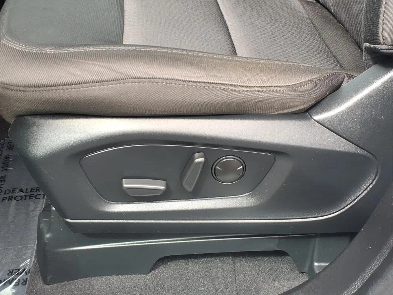 Used 2023 Iconic Silver Ford XLT image 17