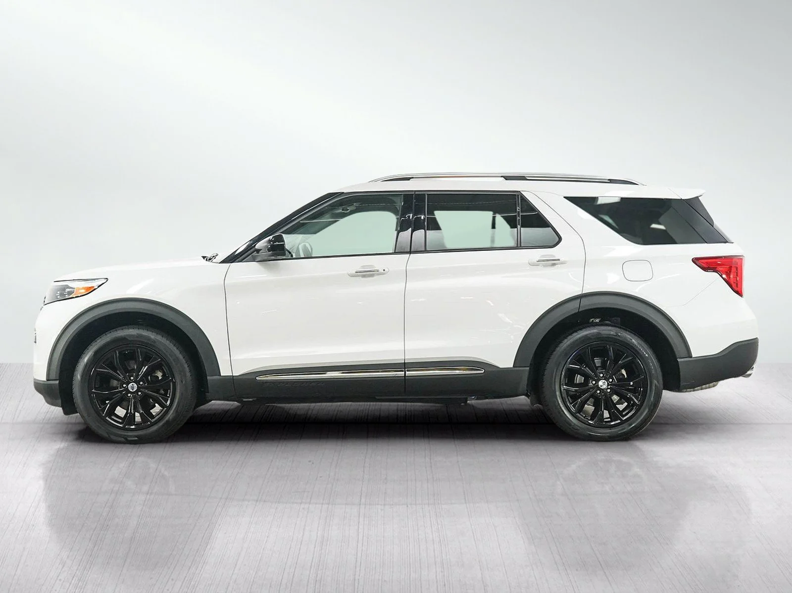 Used 2023 Ford Explorer Limited with VIN 1FMSK8FH6PGB42901 for sale in Eden Prairie, Minnesota