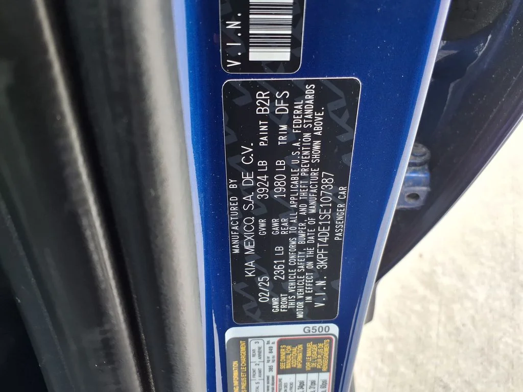 Used 2025 Blue Kia LXS image 32