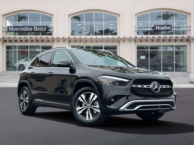 Used 2026 Cosmos Black Metallic Mercedes-Benz GLA 250 image 1
