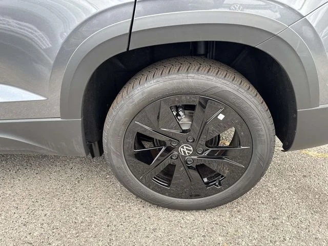 New 2026 Gray Volkswagen 1.5T S image 4