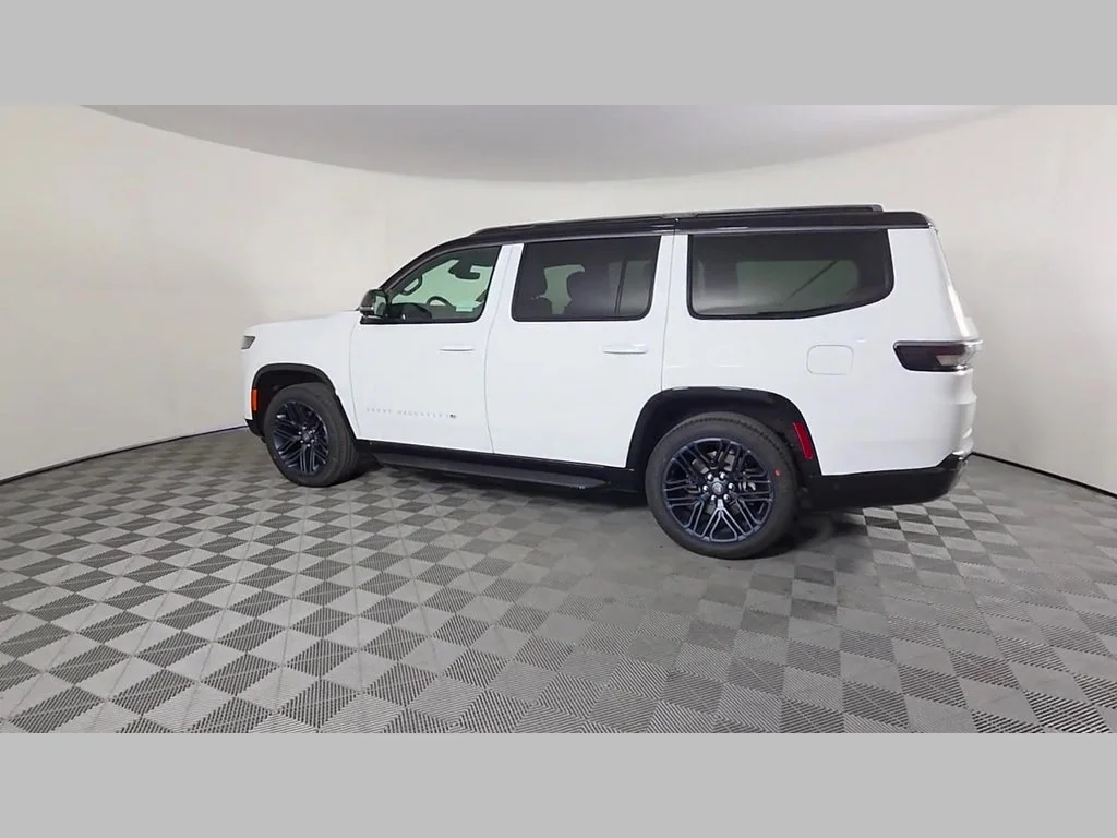 New 2026 Bright White Clear-Coat Exterior Paint Jeep 85th Anniversary image 33