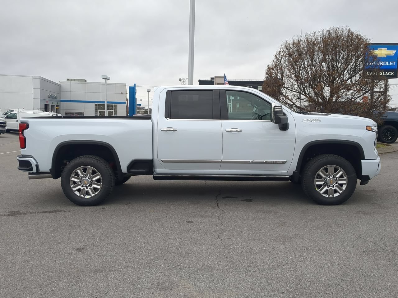 2026 Chevrolet Silverado 2500 HD High Country - Photo 9
