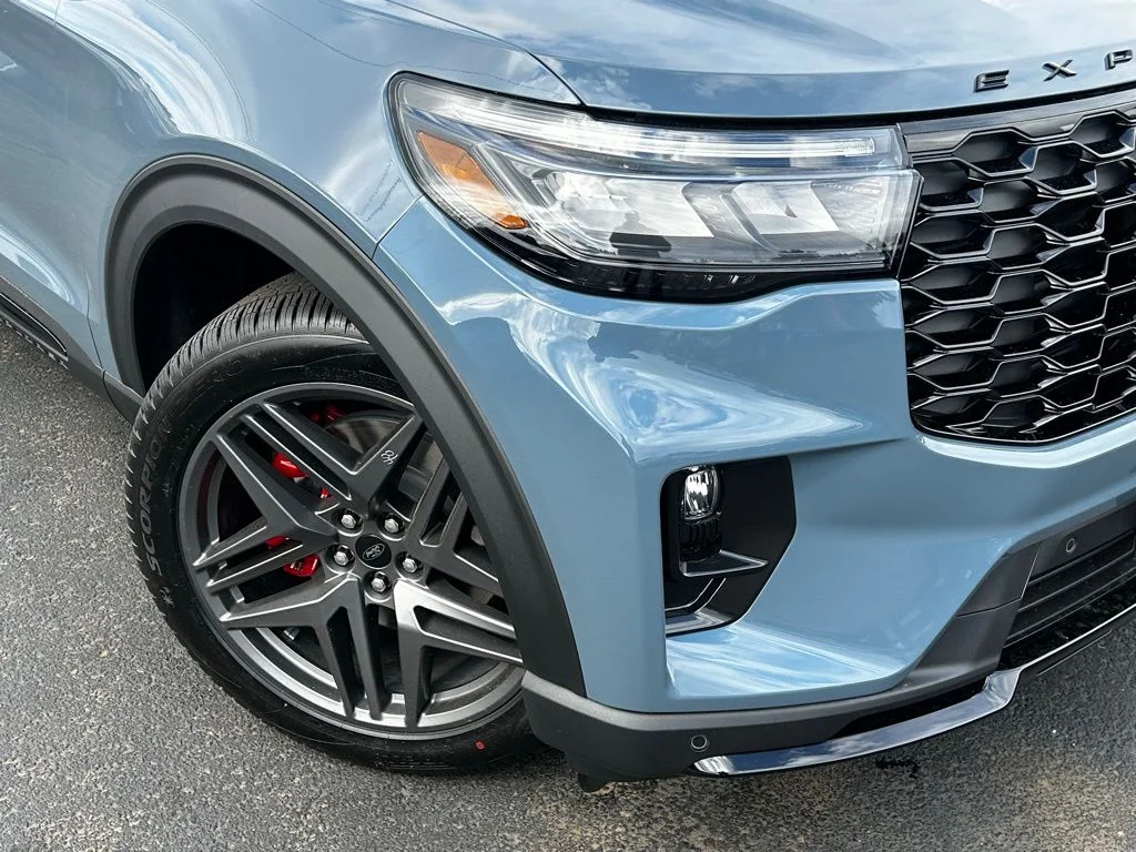 New 2026 Vapor Blue Metallic Ford ST image 2