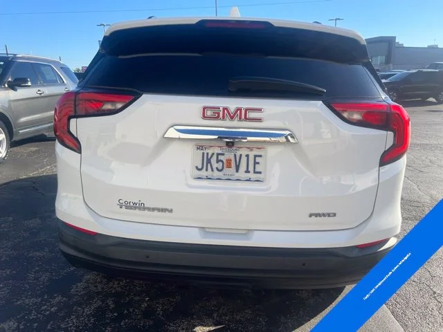 Used 2020 Summit White GMC SLE image 7
