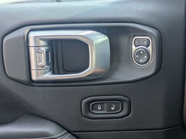 Used 2023 Gray Jeep Sahara image 23