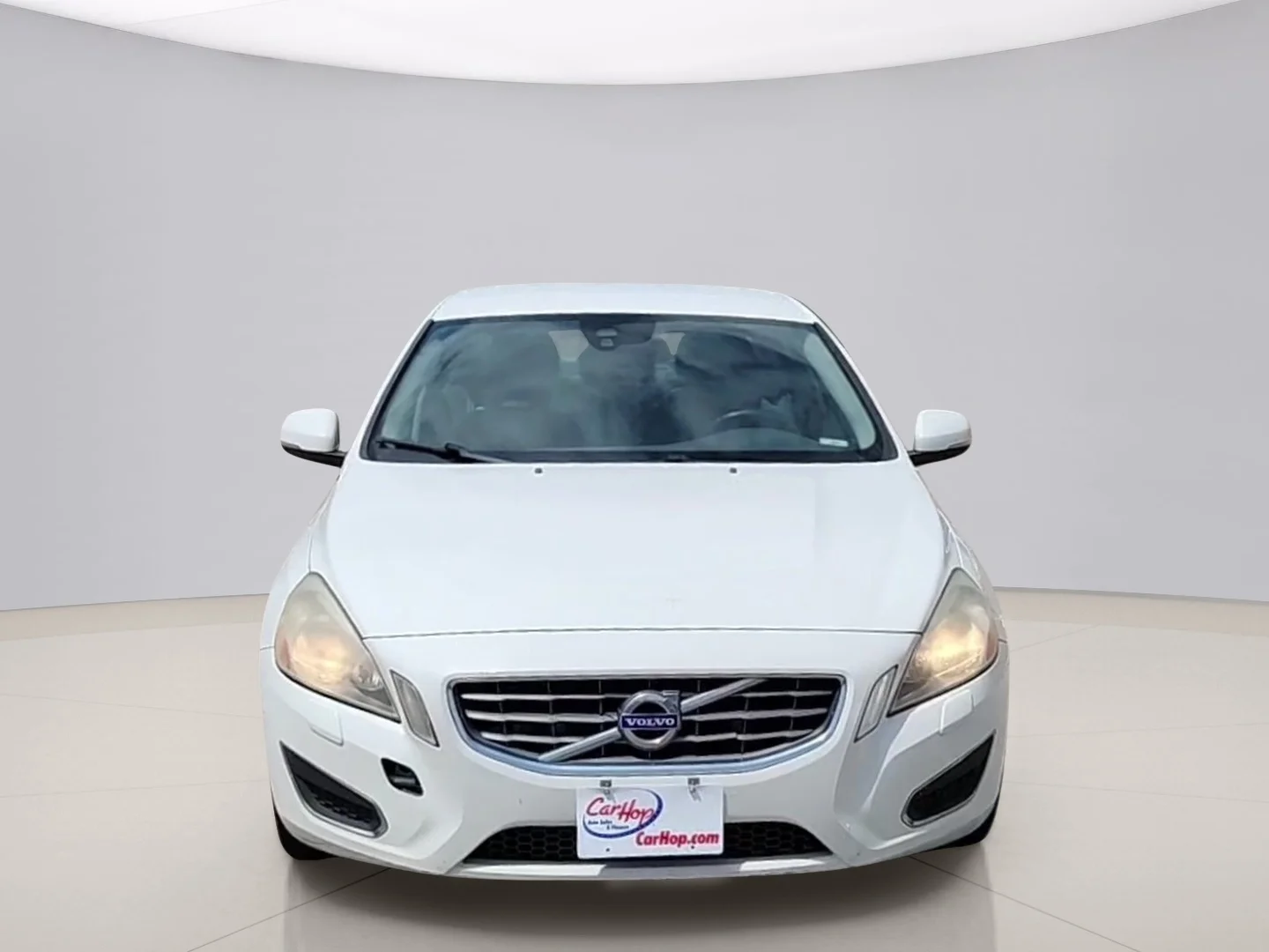 Used 2013 White Volvo T5 image 8
