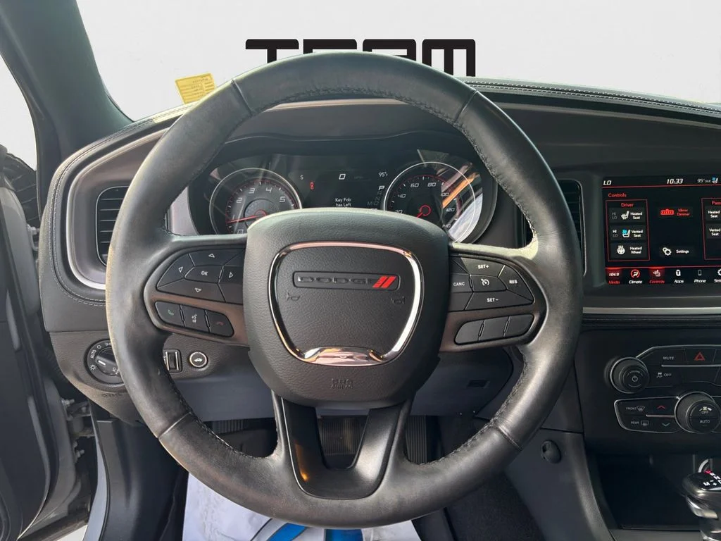 Used 2022 Gray Dodge SXT image 17