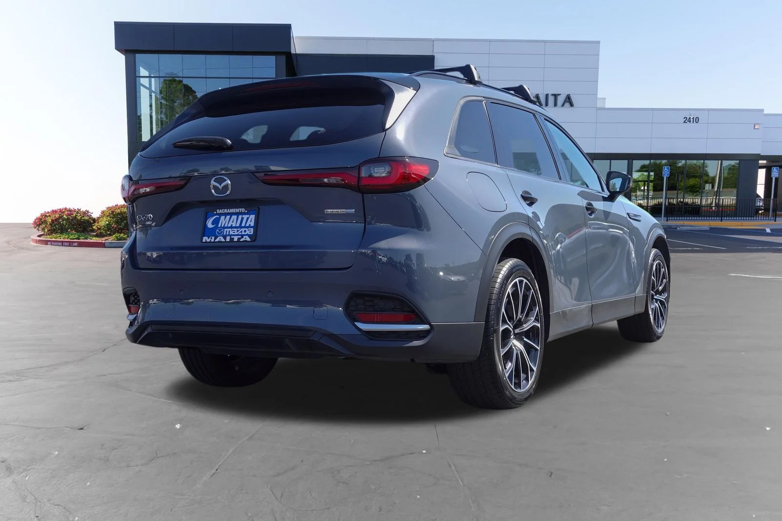 Certified Used 2025 Polymetal Gray Metallic Mazda Premium image 4