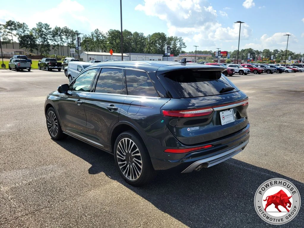 Used 2021 Blue Lincoln Reserve image 3