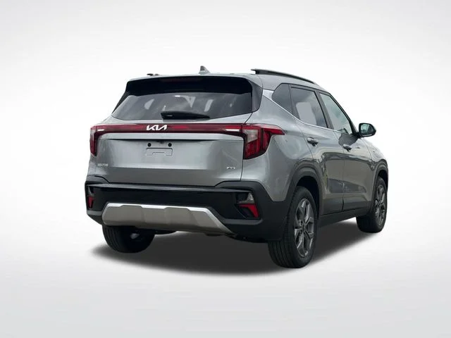 2024 Kia Seltos S - Photo 16
