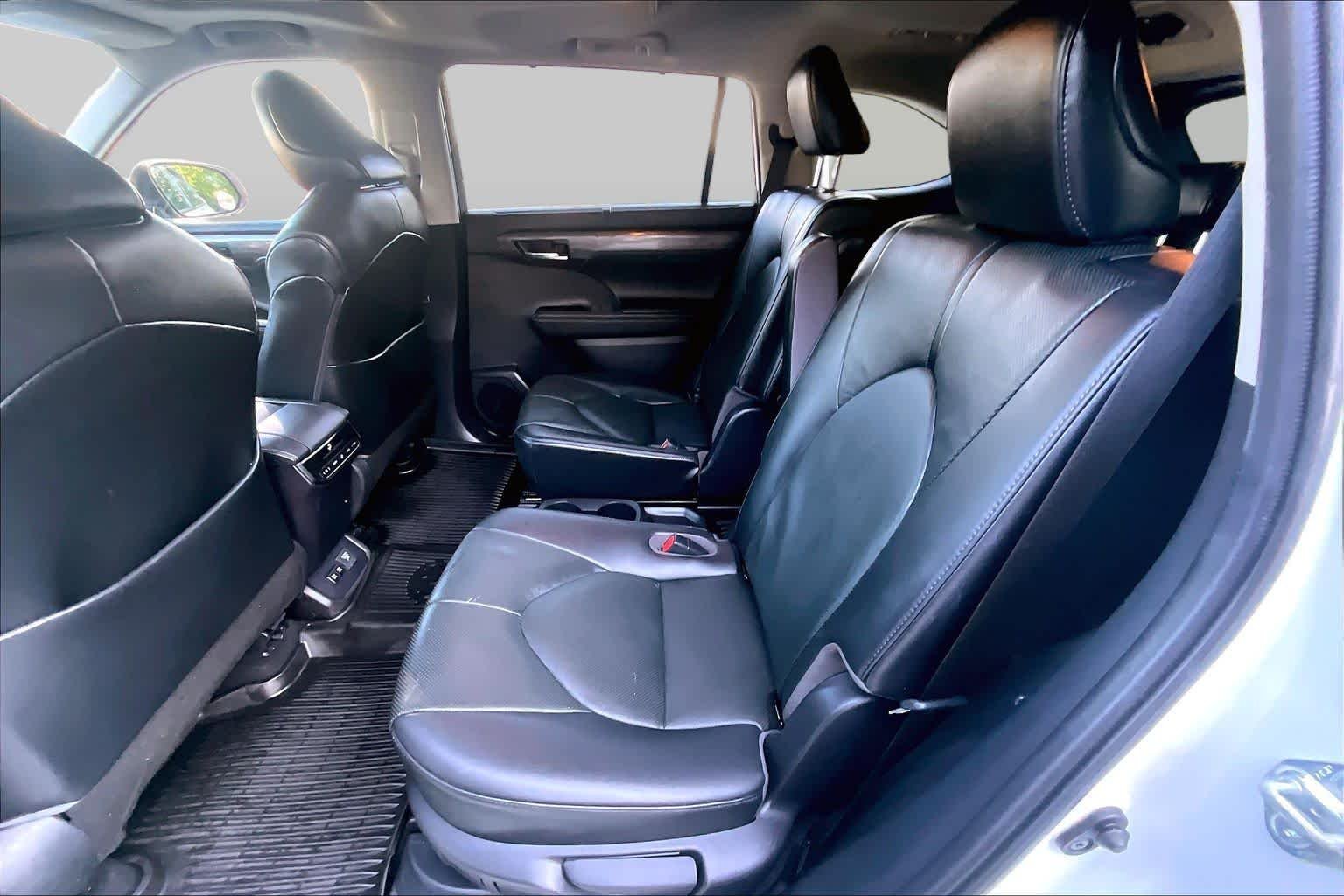 Used 2021 Blizzard Pearl Toyota Hybrid Limited image 20