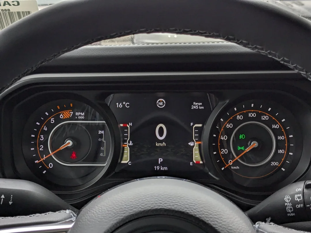 New 2025 Blue Jeep Sahara - - 4x4 - Adaptive Cruise - 12.3inch display - Blind Spot Mon & More! image 17
